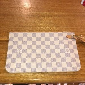 louis vuitton pochette wristlet pouch